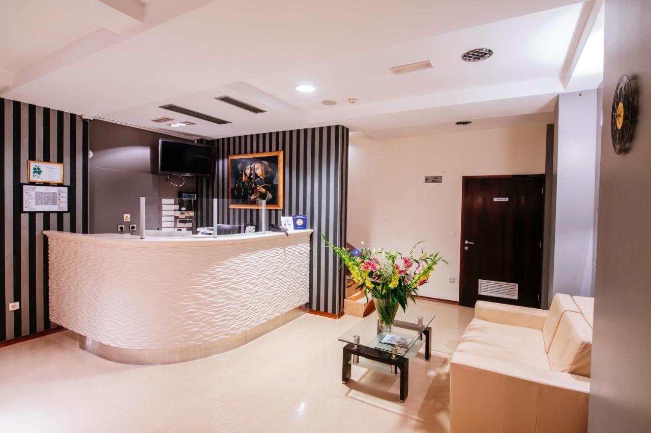 Hotel Terra โนวาลยา ภายนอก รูปภาพ